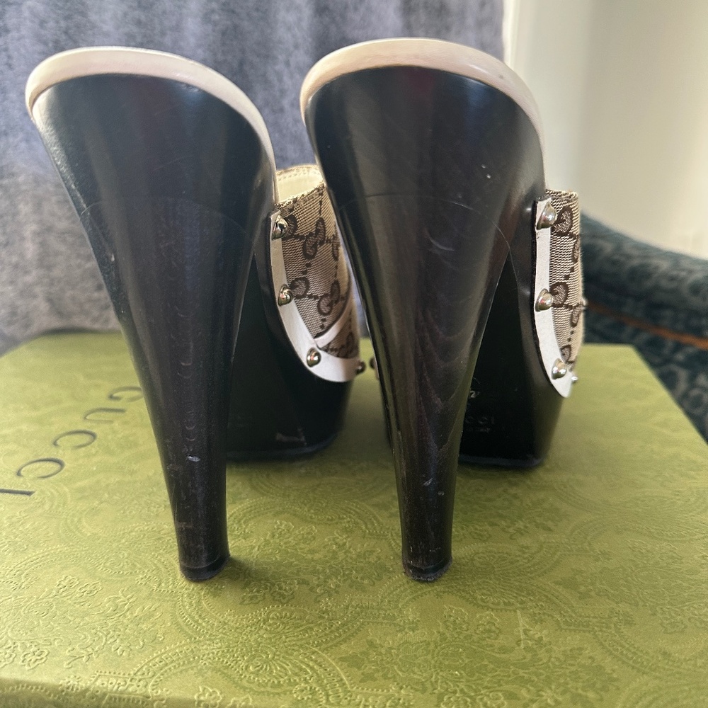 GUCCI HEELS - Picture 5 of 6